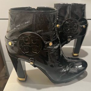 Tory Burch Whitney Boot